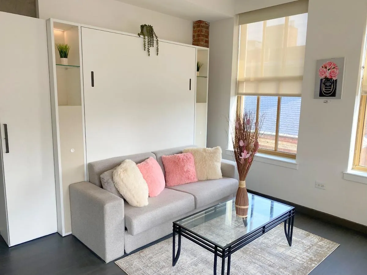 The Pink Room Queen Bed Free Park Near Ewr-Penn Nyc-Prudential Newark ABD